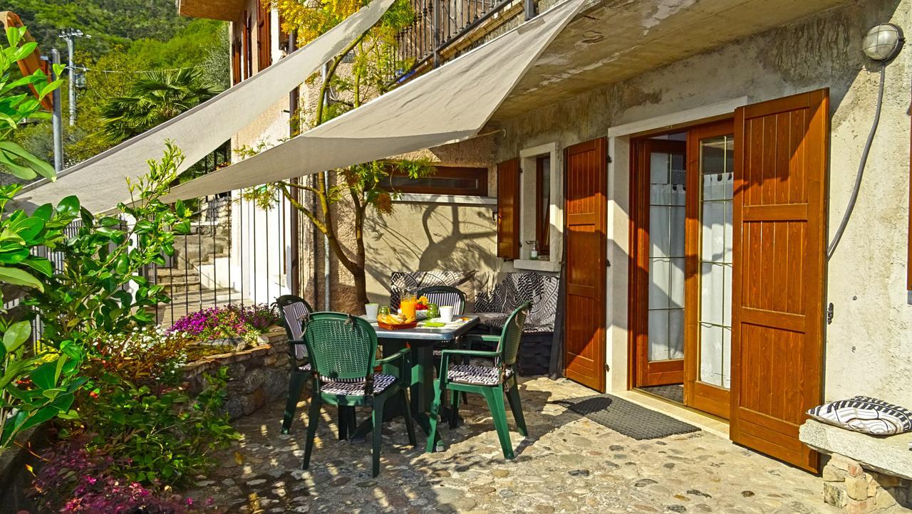 Casa Paola Holiday Studio By Gardadomusmea Tremosine Екстериор снимка